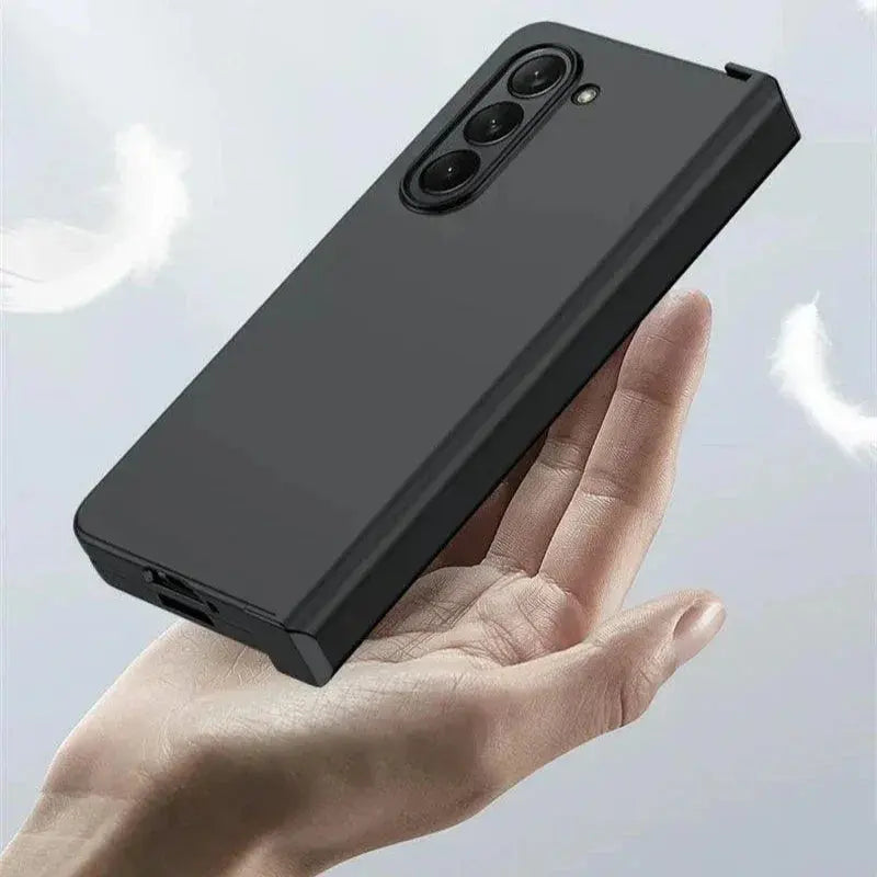 Galaxy Z Fold: Soft Hinge Case Guide in 2025